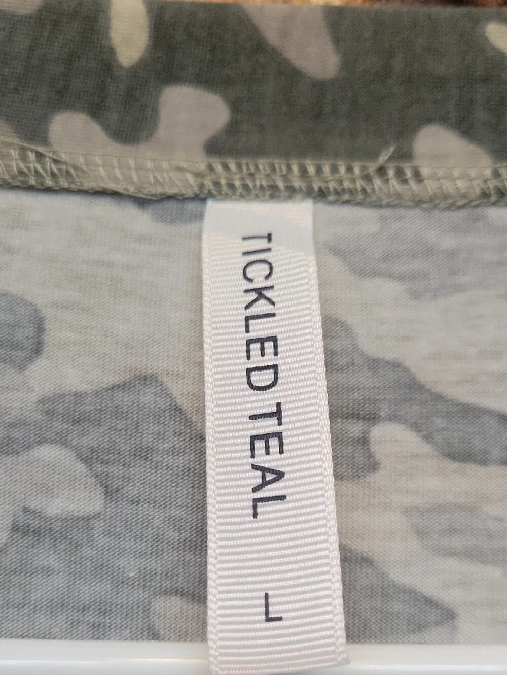 Tickled Teal Women's Camo Open-Front Cardigan Size Large Stretch